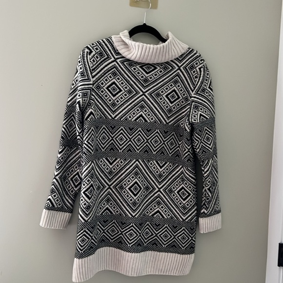 Black and White Olsen Nordic Pattern Cardigan Sweater - Picture 2 of 3